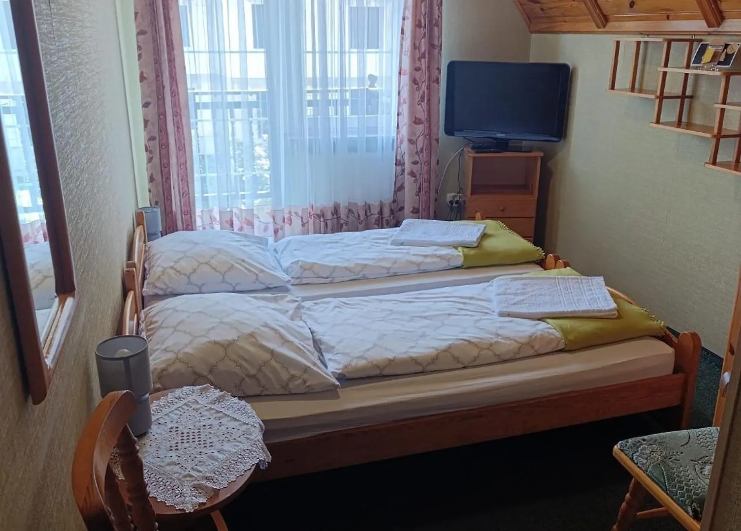 Bed and breakfast Karkoz Karpacz Couette-café